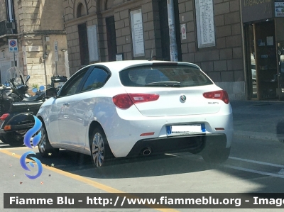 Alfa Romeo Nuova Giulietta restyle
Polizia di Stato
Questura di Bari
Parole chiave: Alfa-Romeo Nuova Giulietta_restyle
