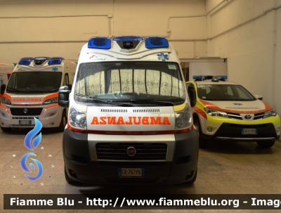 Fiat Ducato X250
Pubblica Assistenza A.V.S.E.R. Barletta (Bt)
Ambulanza allestita EDM
Parole chiave: Fiat Ducato 250X_ambulanza