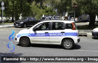 Fiat Nuova Panda II serie
Polizia Municipale 
Comune di Reggio Calabria
Codice Automezzo: 04
Parole chiave: Fiat Nuova_Panda_IIserie