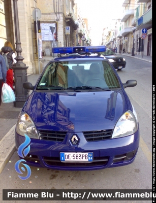 Renault Clio II serie
Polizia Municipale Molfetta
Parole chiave: Renault Clio_IIserie PM_Molfetta