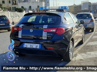 Alfa Romeo Nuova Giulietta restyle
Polizia Locale
Comune di Bari
POLIZIA LOCALE YA 324 AF
Parole chiave: Alfa-Romeo Nuova Giulietta_restyle_POLIZIALOCALEYA324AF