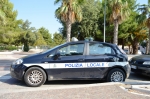 Comune_di_Margherita_di_Savoia_Polizia_Locale_Fiat_Punto_VI_Serie_POLIZIA_LOCALE_YA241AK_2.JPG