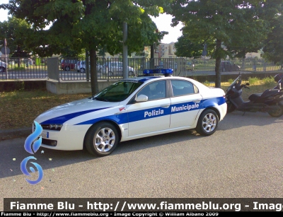 Alfa Romeo 159
Polizia Municipale Rimini
POLIZIA LOCALE YA 450 AC
Parole chiave: Alfa_Romeo_159_PM_Rimini