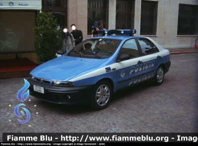 Fiat Marea II serie
Polizia di Stato
Squadra Volante
POLIZIA E5490
Parole chiave: Fiat Marea_IIserie PoliziaE5490