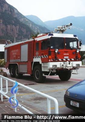 Man KAT1 6×6
Vigili del Fuoco
Corpo Permanente di Bolzano
Berufsfeuerwehr Bozen
Mezzo Antincendio Aeroportuale
VF 041 BZ
Parole chiave: Man KAT1_6×6 VF041BZ