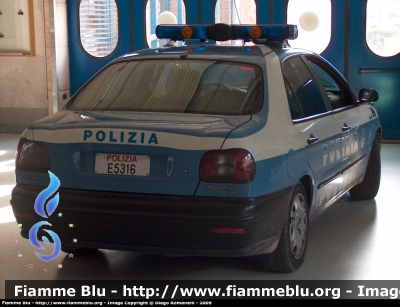 Fiat Marea II serie
Polizia di Stato
Squadra Volante
POLIZIA E5316
Parole chiave: Fiat Marea_IIserie PoliziaE5316