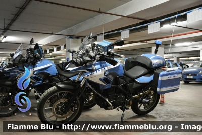 BMW F 700 GS 
Polizia di Stato
Squadra Volante
Gruppo di 10 Moto Donate alla Questura di Milano
POLIZIA G2312
