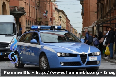 Alfa Romeo 159 Sportwagon Q4 
Polizia di Stato
 Polizia Stradale
 POLIZIA H1627
Parole chiave: Alfa Romeo 159_Sportwagon_Q4 POLIZIAH1627
