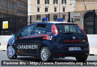 Fiat Grande Punto
Carabinieri
CC DG383
Parole chiave: Fiat Grande_Punto CCDG383