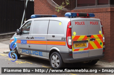 Mercedes-Benz Viano
Great Britain - Gran Bretagna
 London Metropolitan Police
