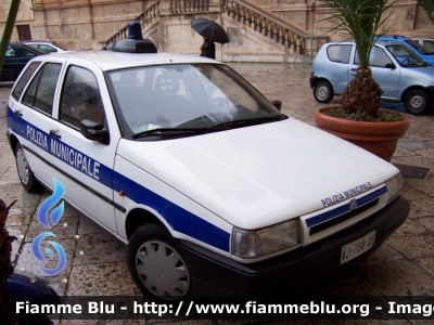 Fiat Tipo II serie
Polizia Municipale Palermo
Mezzo dismesso
Parole chiave: Fiat Tipo_IIserie