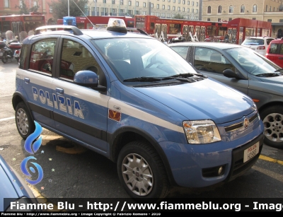 Fiat Nuova Panda 4x4 Climbing
Polizia di Stato
Polizia Ferroviaria
POLIZIA H2983
Parole chiave: Fiat Nuova_Panda_4x4_Climbing POLIZIAH2983