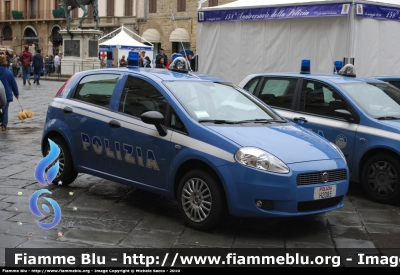 Fiat Grande Punto
Polizia di Stato
POLIZIA H2085
Parole chiave: Fiat Grande_Punto PoliziaH2085 Festa_della_Polizia_2010