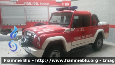 Iveco Massif
Vigili del Fuoco
Comando Provinciale di Milano 
Distaccamento Volontario di Lazzate (MI)
VF 26066
Parole chiave: Iveco Massif VF26066