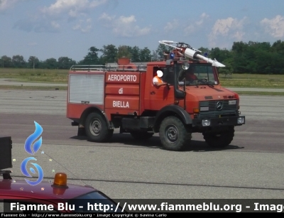 Mercedes-Benz Unimog
Servizio Antincendio dell'aeroporto di Biella
Allestimento Baribbi.
Parole chiave: Mercedes-Benz Unimog
