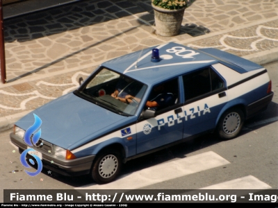 Alfa Romeo 75 II Serie
Polizia di Stato
Polizia Stradale
POLIZIA A1583
Parole chiave: Alfa_Romeo_75_Polizia_Stradale