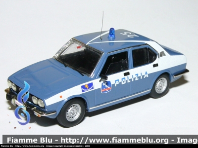 Alfa Romeo Alfetta 1.8 III Serie
Polizia di Stato
Polizia Stradale in Servizio sulla Rete della Societa' Autostrade S.p.a.
Anno 1979.
Elaborazione e montaggio su base kit Tron scala 1/43 
POLIZIA 59330
Parole chiave: Alfa-Romeo Alfetta_IIISerie Polizia59330
