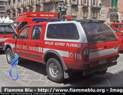 Ford Ranger V serie
Vigili del Fuoco
Comando Provinciale di Catania
Nucleo Speleo Alpino Fluviale
VF 23475
Parole chiave: Ford Ranger_Vserie VF23475