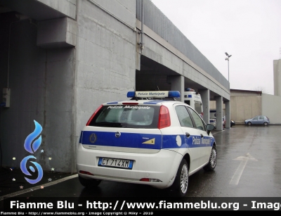 Fiat Grande Punto
Polizia Municipale Parma
Sigla Veicolo: 05
Allestimento Bertazzoni
Parole chiave: Fiat Grande_Punto