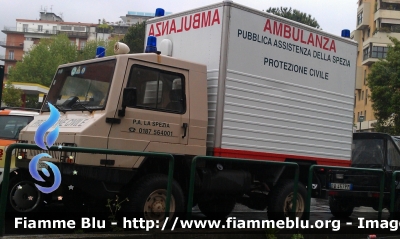 Laverda X4
Pubblica Assistenza La Spezia
Mezzo Polivalente
Protezione Civile - Ambulanza
Parole chiave: Laverda X4