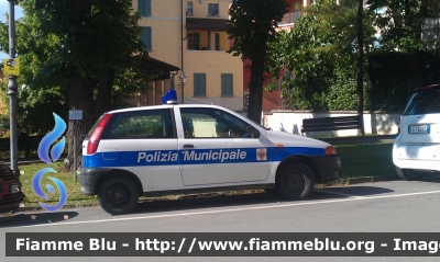 Fiat Punto I serie
Polizia Municipale Fornovo di Taro (PR)
Parole chiave: Fiat Punto_Iserie