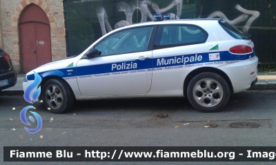 Alfa Romeo 147 II serie
Polizia Municipale
Unione Montana Appenino Parma Est
Allestimento Cormar

POLIZA LOCALE YA727AJ
