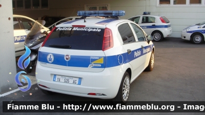 Fiat Grande Punto
Polizia Municipale Parma
POLIZIA LOCALE YA 526 AG
Parole chiave: Fiat Grande_Punto PoliziaLocaleYA526AG