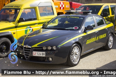 Alfa Romeo 159
Guardia di Finanza
GdiF 124 BH
Parole chiave: Alfa-Romeo 159 GdiF124BH Giornate_della_protezione_civile_2013