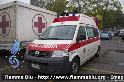 Volkswagen Transporter T5
Croce Rossa Italiana 
Delegazione della Valle dei Laghi (TN)
CRI 176 AB
Parole chiave: Volkswagen Transporter_T5 Ambulanza CRI176AB