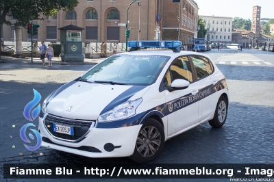 Peugeot 208
Polizia Roma Capitale

Parole chiave: Peugeot 208 Festa_della_Repubblica_2015