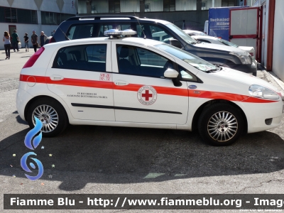 Fiat Grande Punto
Croce Rossa Italiana
Comitato Locale di Domodossola VB
CRI 263 AA
Parole chiave: Fiat Grande_Punto CRI263AA Automedica Reas_2011