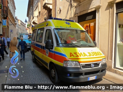 Fiat Ducato III serie
Blu Emergency Onlus
Mossano (VI)
Allestita PML
Parole chiave: Fiat Ducato_IIIserie Ambulanza
