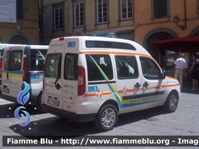 Fiat Doblò II serie
Misericordia di Lucca (LU)
Servizi Urgenti - Servizi Sociali
Allestita Alessi & Becagli
CODICE AUTOMEZZO: 7
Parole chiave: Fiat Doblò_IIserie