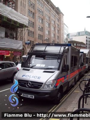 Mercedes-Benz Sprinter III Serie
Great Britain - Gran Bretagna
London Metropolitan Police
Parole chiave: Mercedes-Benz Sprinter_IIIserie