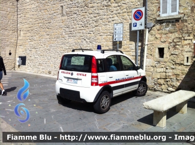 Fiat Nuova Panda 4x4 Climbing I serie
Repubblica di San Marino
Polizia Civile
RSM Polizia 152
Parole chiave: Fiat Nuova_Panda_4x4_Climbing_Iserie RSMPolizia152
