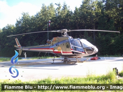 Eurocopter AS-350B3 Ecureuil I-TOLO
Regione Toscana
Servizio Aereo Antincendio Boschivo
Postazione Macchia Dell'Antonini
Comune di Marliana (PT)
Parole chiave: Eurocopter AS-350B3_Ecureuil I-TOLO Elicottero