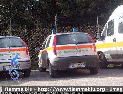 Fiat Punto III Serie
P.A. Croce Verde Lamporecchio
Tasporti Urgenti
Allestita Maf

Parole chiave: Fiat Punto_IIISerie Automedica