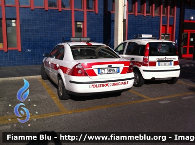 Ford Mondeo II serie
Polizia Municipale Prato (PO)
CODICE AUTOMEZZO: 23

Parole chiave: Ford Mondeo_IIserie