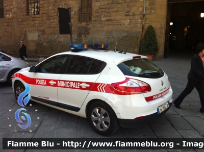Renault Megane III serie
Polizia Municipale Firenze
CODICE AUTOMEZZO: 56
POLIZIA LOCALE YA 008 AG
Parole chiave: Renault Megane_IIIserie PoliziaLocaleYA008AG