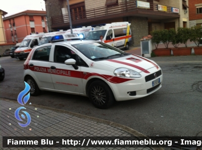 Fiat Grande Punto
Polizia Municipale
Monsummano Terme (PT)
M 4
POLIZIA LOCALE YA857AA
Parole chiave: Fiat Grande_Punto POLIZIALOCALEYA857AA