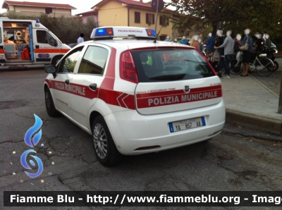 Fiat Grande Punto
Polizia Municipale
Monsummano Terme (PT)
M 4
POLIZIA LOCALE YA857AA
Parole chiave: Fiat Grande_Punto POLIZIALOCALEYA857AA