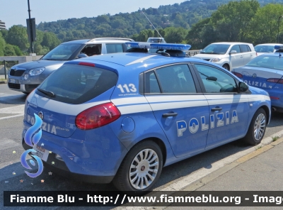 Fiat Nuova Bravo
Polizia di Stato
Squadra Volante
POLIZIA H6011
Variante copricerchi da 16''
Parole chiave: Fiat Nuova_Bravo PoliziaH6011