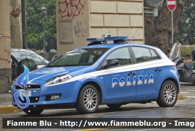 Fiat Nuova Bravo
Polizia di Stato
Squadra Volante
POLIZIA H8737
- variante con cerchi in lega -
Parole chiave: Fiat Nuova Bravo POLIZIA H8737