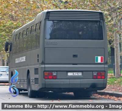 Iveco Orlandi EuroClass
Esercito Italiano
EI AJ 921
Scuola di Applicazione
Parole chiave: Iveco Orlandi EuroClass Esercito Italiano EI AJ 921
