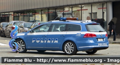 Volkswagen Passat Variant VII Serie
Polizia di Stato
Polizia Stradale 
Servizio Viabilità Autostrada SATAP
POLIZIA H5782
Parole chiave: Volkswagen Passat Variant VII Serie Polizia Stradale SATAP POLIZIA H5782