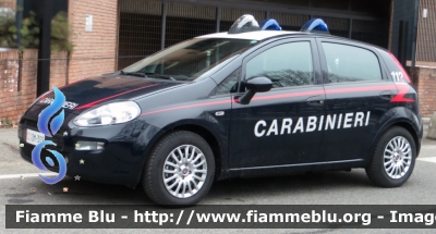 Fiat Punto VI serie
Carabinieri
CC DM 309
*Seconda Fornitura*
Parole chiave: Fiat Punto VI serie Carabinieri CC DM 309