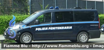 Fiat Scudo IV serie
Polizia Penitenziaria
POLIZIA PENITENZIARIA 786 AF
Parole chiave: Fiat Scudo IV serie POLIZIA PENITENZIARIA 786 AF