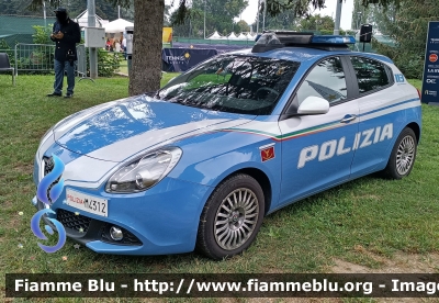 Alfa Romeo Nuova Giulietta restyle
Polizia di Stato
Polizia Ferroviaria
POLIZIA M4312
Parole chiave: Alfa_Romeo Nuova_Giulietta_restyle Polizia_Ferroviaria POLIZIA_M4312