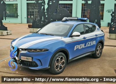 Alfa Romeo Tonale
Polizia di Stato
Squadra Volante
Allestimento FCA
POLIZIA M8215

172° Polizia di Stato
Parole chiave: Alfa_Romeo Tonale Squadra_Volante POLIZIA_M8215