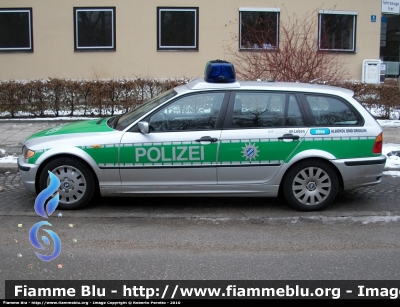 Bmw 320 Touring E46 restyle
Bundesrepublik Deutschland - Germania
Landespolizei 
Bayern - München 
Polizia territoriale della Baviera
- Monaco -


Parole chiave: Bmw 320_Touring_E46_restyle landespolizei Bayern